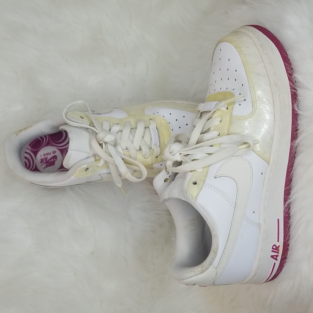 NIKE AF1 WHITE & PINK